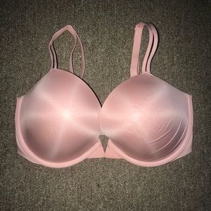 Victoria’s Secret side smoothing push-up bra 36DD